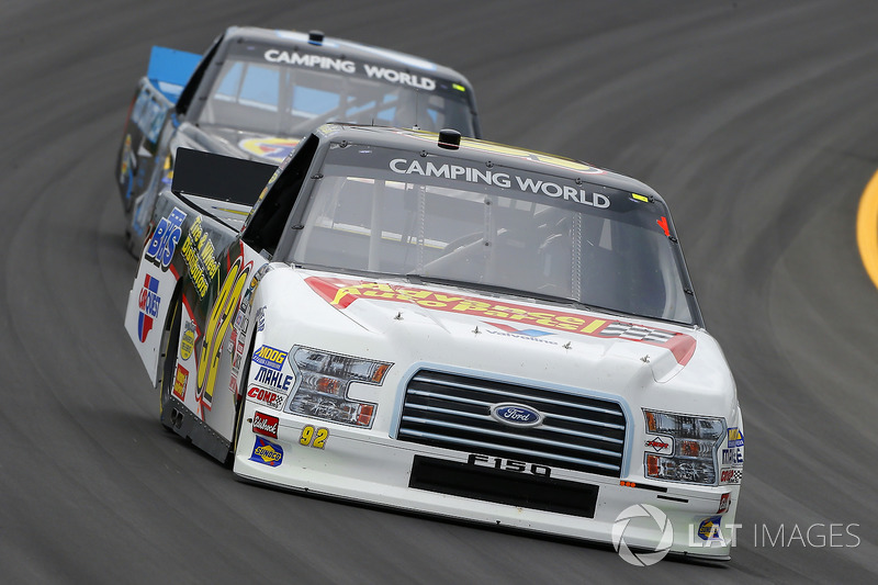 Regan Smith, Ricky Benton Racing Ford y Parker Kligerman, Henderson