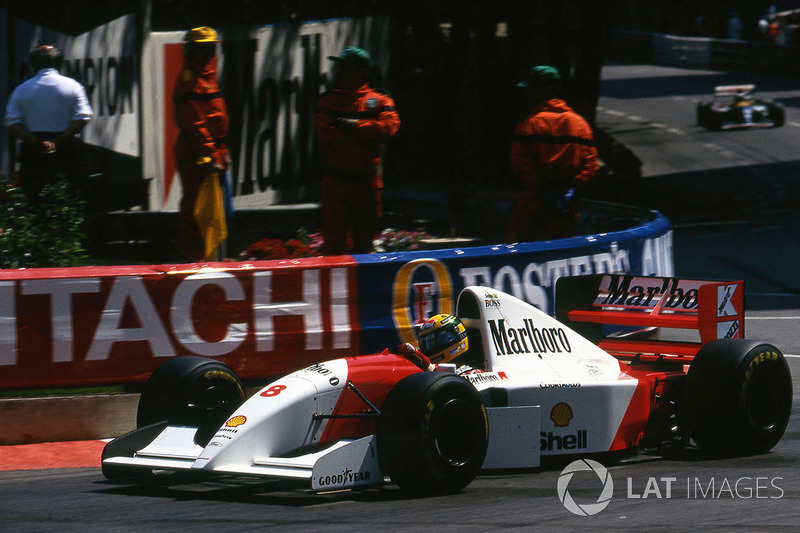 1993: Ford