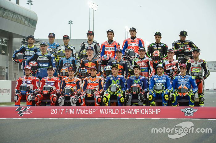 Foto de grupo de todos los pilotos 2017