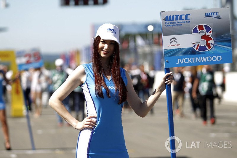 Грід-гьол Тома Чілтона, Sébastien Loeb Racing, Citroën C-Elysée WTCC