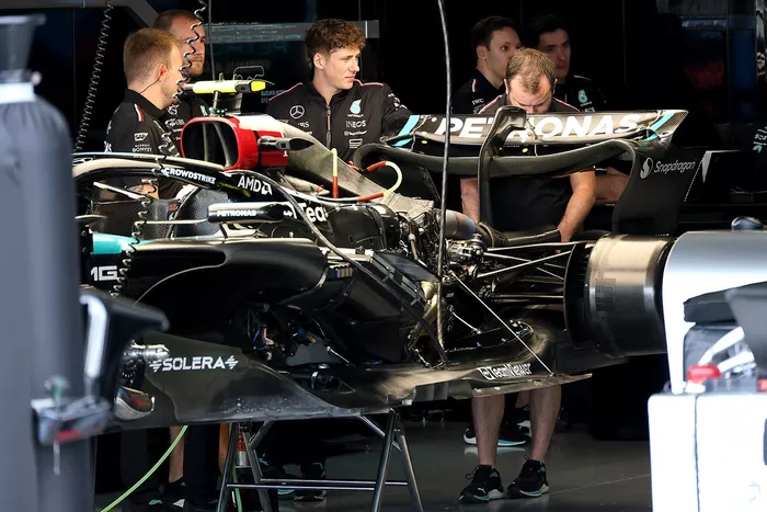 Mercedes W15 détails techniques