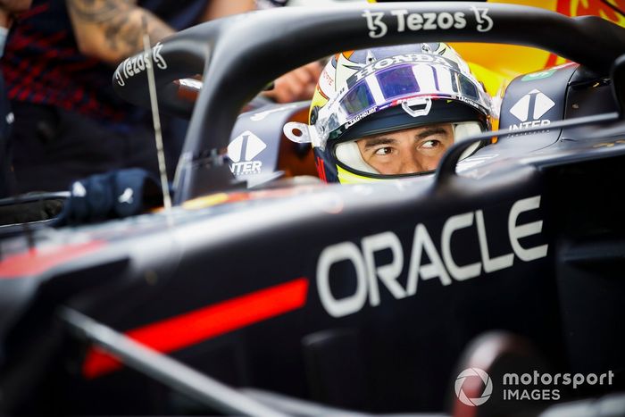 Sergio Perez, Red Bull Racing RB15 Mule 