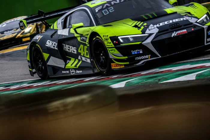 #46 Team WRT, Audi R8 LMS Evo II GT3: Nico Müller, Frédéric Vervisch, Valentino Rossi