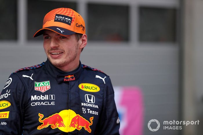 Ganador Max Verstappen, Red Bull Racing, en Parc Ferme