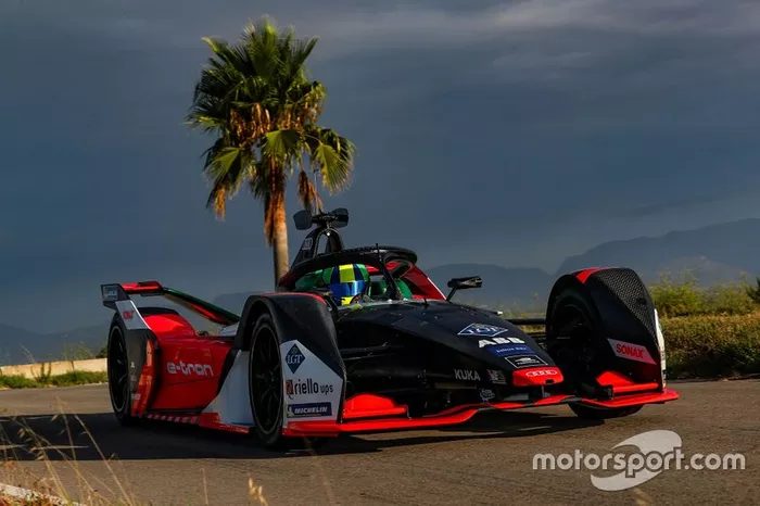 Audi e-tron FE06