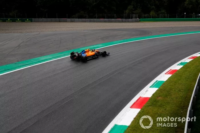18 - Lando Norris, McLaren MCL34 - 1'21.068