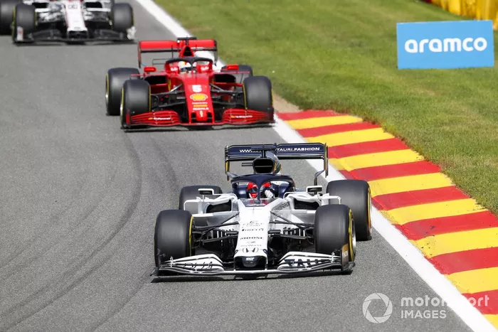 Daniil Kvyat, AlphaTauri AT01, Sebastian Vettel, Ferrari SF1000 