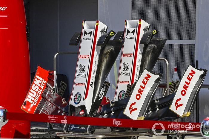 Morros y alerones delanteros de Alfa Romeo 