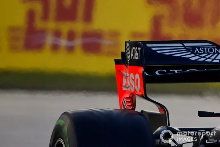 Red Bull Racing RB16 rear wing detail