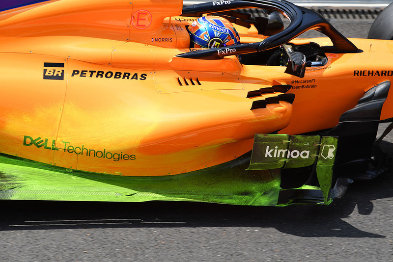 Lando Norris, McLaren MCL33 con parafina aerodinámica en pontón y piso