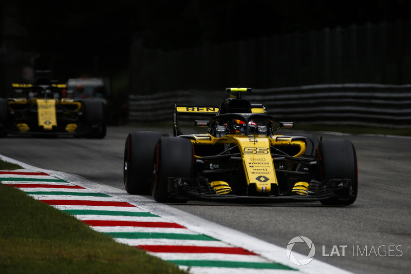 Carlos Sainz Jr., Renault Sport F1 Team RS 18 y Nico Hulkenberg, Renault Sport F1 Team RS 18