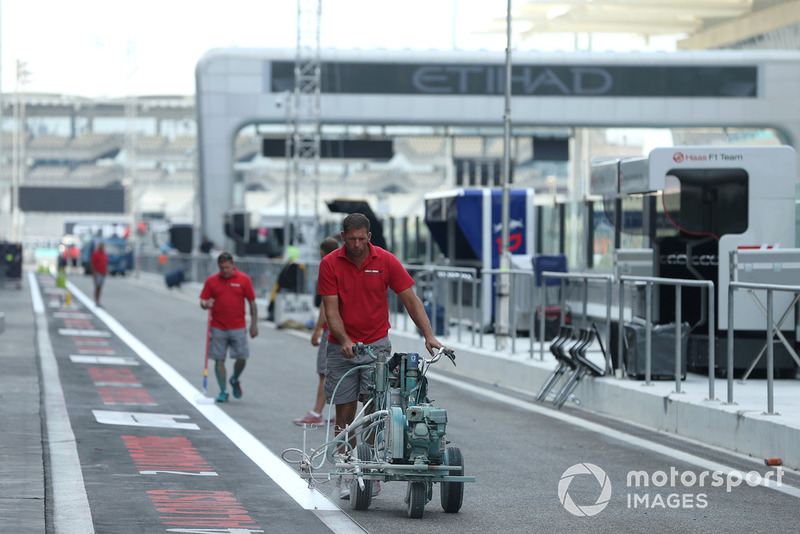 Pittura della pit lane