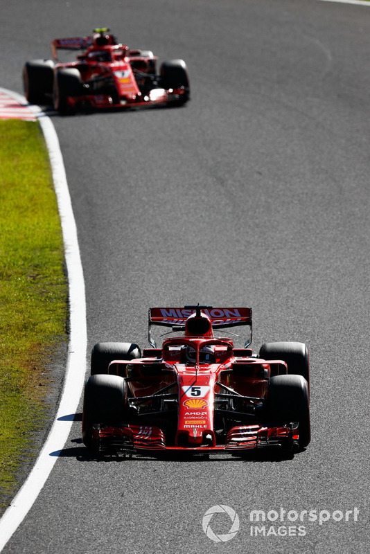 Sebastian Vettel, Ferrari SF71H, Kimi Raikkonen, Ferrari SF71H