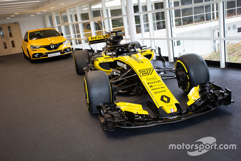 Werksbesuch bei Renault in Enstone