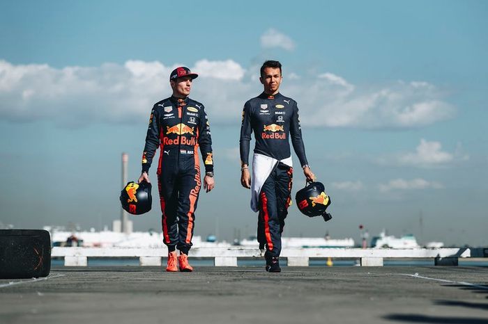 Max Verstappen, Red Bull Racing, Alex Albon, Red Bull Racing