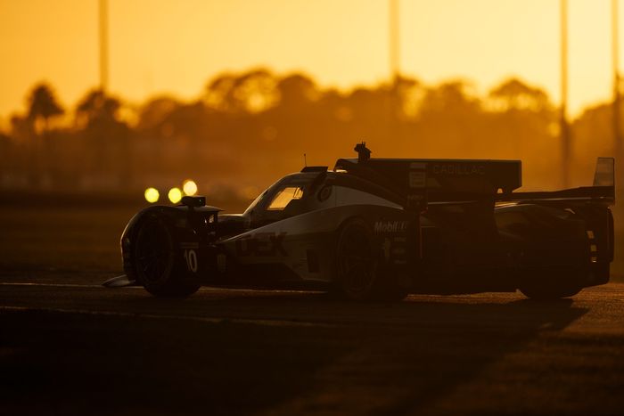 #10 Cadillac Wayne Taylor Racing Cadillac V-Series.R: Ricky Taylor, Filipe Albuquerque, Will Stevens