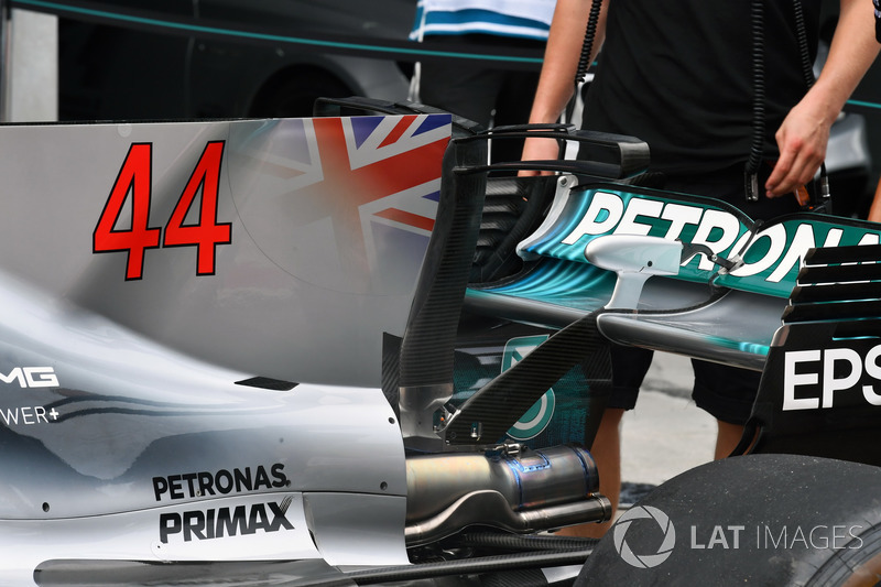 Aileron arrière et détails aéro de la Mercedes-Benz F1 W08