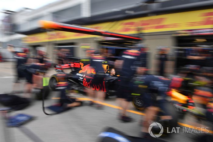 Red Bull Racing pit stop
