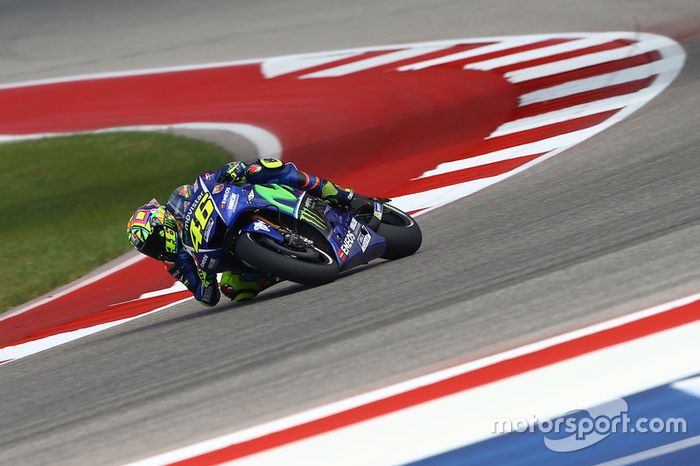 Valentino Rossi conseguiu melhorar na última tentativa e ficou com o terceiro posto no grid, a quase um segundo do tempo de Márquez.