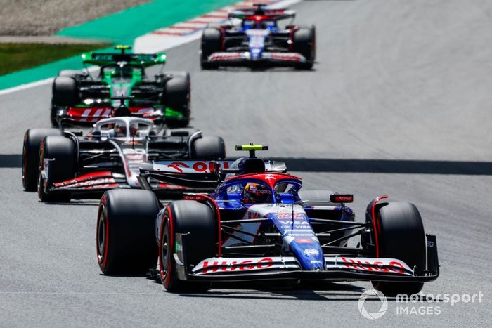 Yuki Tsunoda, RB F1 Team VCARB 01, Kevin Magnussen, Haas VF-24, Zhou Guanyu, Stake F1 Team Kick Sauber C44