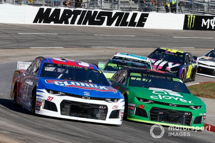 Chris Buescher, JTG Daugherty Racing, Chevrolet Camaro Clorox, Kyle Larson, Chip Ganassi Racing, Chevrolet Camaro Clover