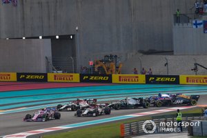 Sergio Perez, Racing Point RP19 Lance Stroll, Racing Point RP19, Antonio Giovinazzi, Alfa Romeo Racing C38, Kimi Raikkonen, Alfa Romeo Racing C38, Valtteri Bottas, Mercedes AMG W10, Daniil Kvyat, Toro Rosso STR14 y Romain Grosjean, Haas F1 Team VF-19