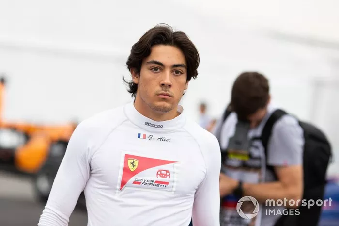 Giuliano Alesi, Trident