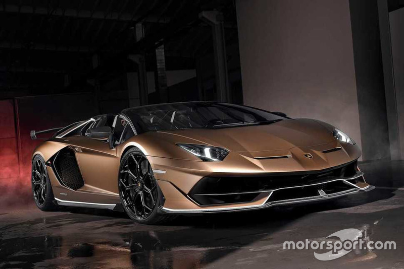2019 Lamborghini Aventador SVJ Roadster