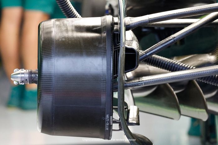Detalle del tambor de freno del Aston Martin AMR23