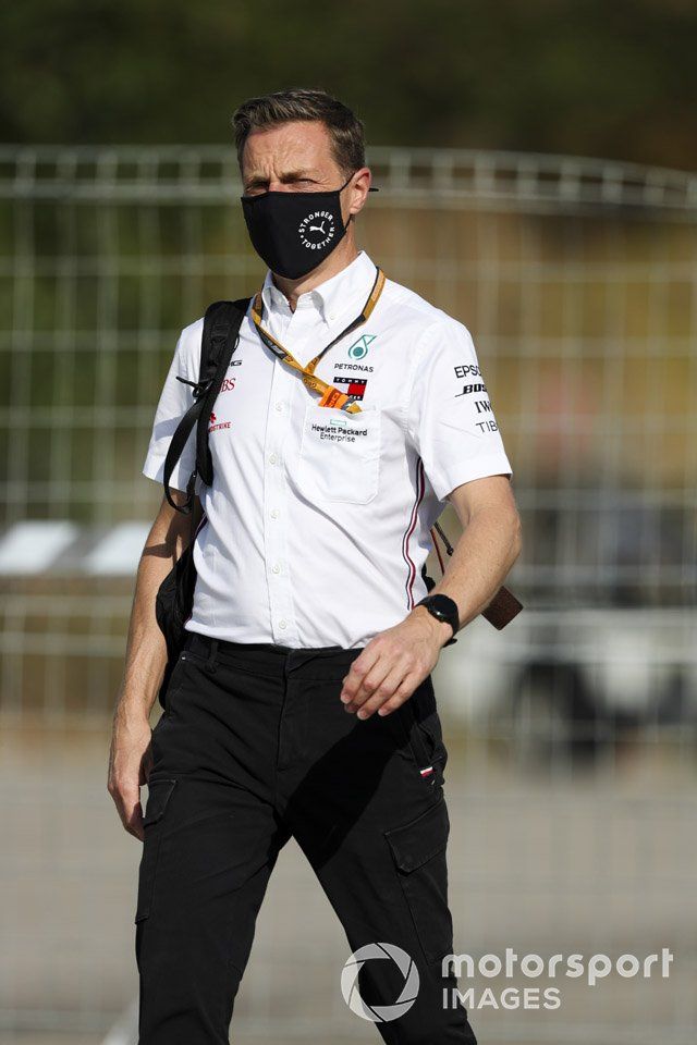 Los miembros del equipo Mercedes-AMG Petronas F1