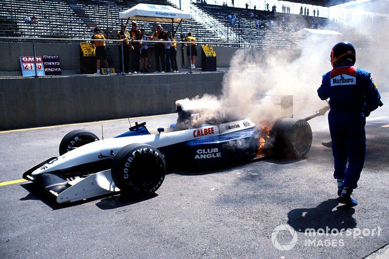 Olivier Grouillard, Tyrrell  with a gearbox problem