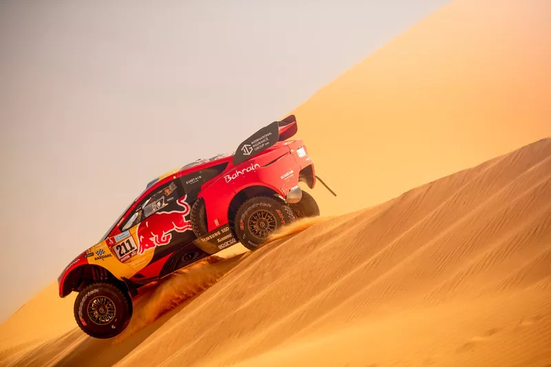 #211 Bahrain Raid Xtreme Prodrive: Sebastien Loeb, Fabian Lurquin