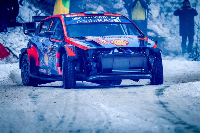 Oliver Solberg, Elliott Edmondson, Hyundai World Rally Team Hyundai i20 N Rally1