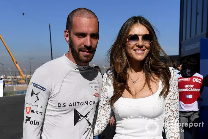 Jean-Eric Vergne, DS TECHEETAH, con Elizabeth Hurley 