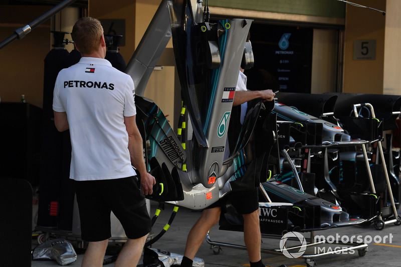 Aileron avant de la Mercedes W09