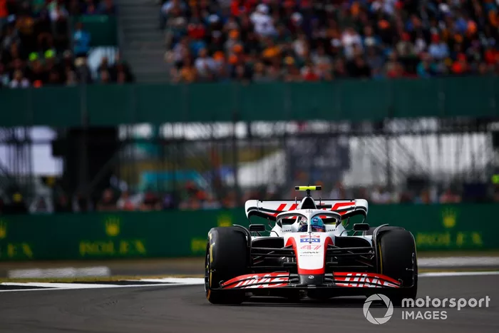 Mick Schumacher, Haas VF-22