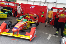 ABT Schaeffler Audi Sport garage, atmosfera