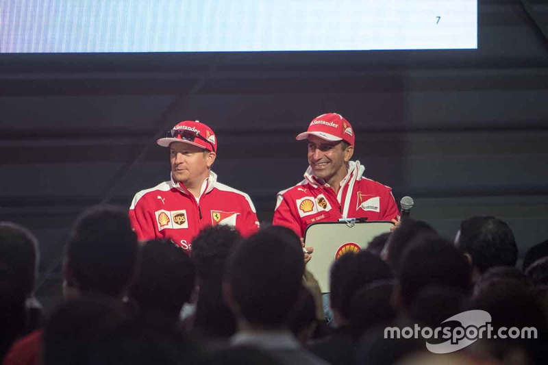 Kimi Raikkonen, Ferrari y Marc Gene, Piloto de prueba, Scuderia Ferrari en el Shell Eco-marathon cars