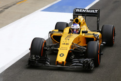Сергей Сироткин, Renault Sport F1 Team RS16
