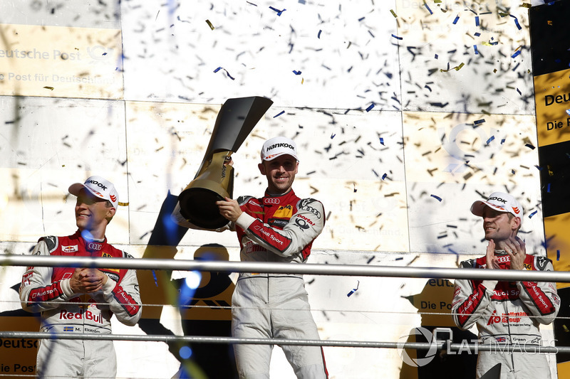 Podium des champions : Le champion René Rast, Audi Sport Team Rosberg, Audi RS 5 DTM