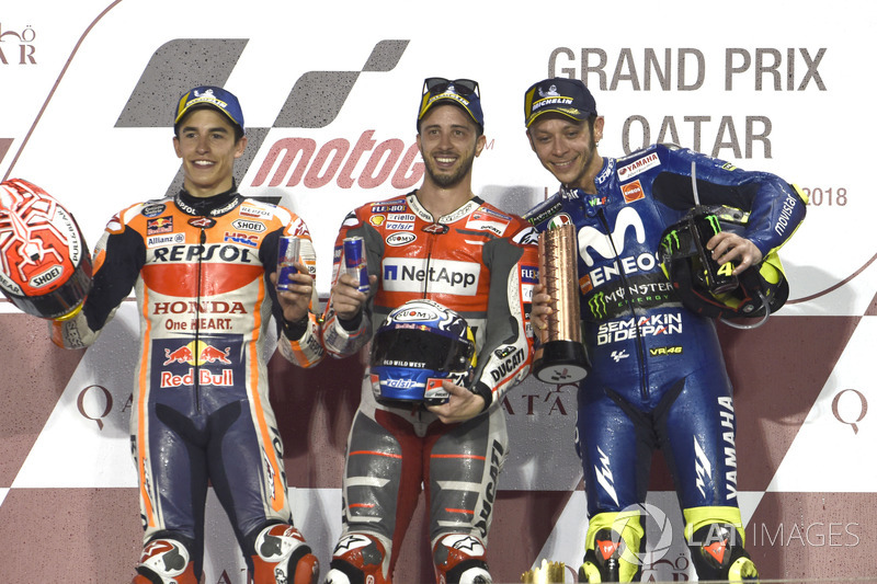 Podium : le deuxième Marc Marquez, Repsol Honda Team, le vainqueur Andrea Dovizioso, Ducati Team, le troisième Valentino Rossi, Yamaha Factory Racing