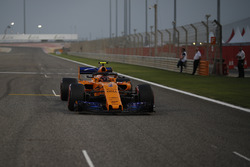 Stoffel Vandoorne, McLaren MCL33, sur la grille