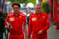 Maurizio Arrivabene, Team Principal, Ferrari, e Mattia Binotto, Chief Technical Office, Ferrari
