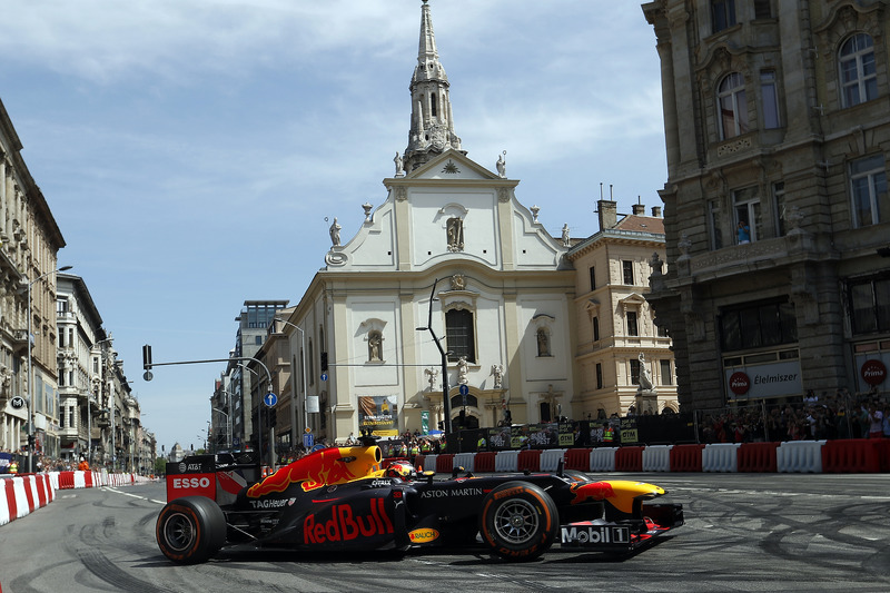 Макс Ферстаппен, Red Bull Racing