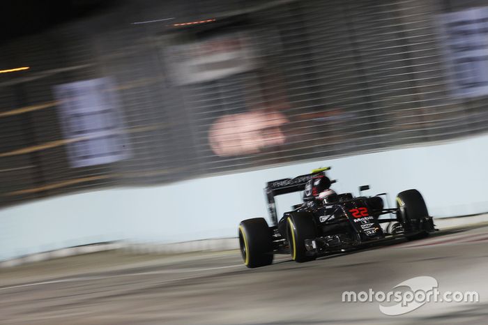 Jenson Button, McLaren MP4-31