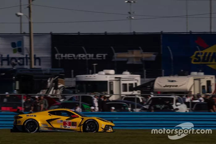 #3 Corvette Racing Corvette C8.R: Antonio Garcia, Jordan Taylor, Nick Catsburg