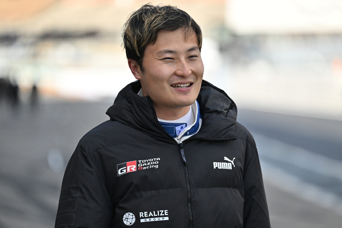 山田　銀杯 スポルディング（SPALDING）（レディース）バスケットボール 6号