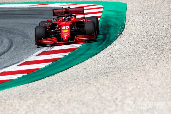 Carlos Sainz Jr., Ferrari SF21