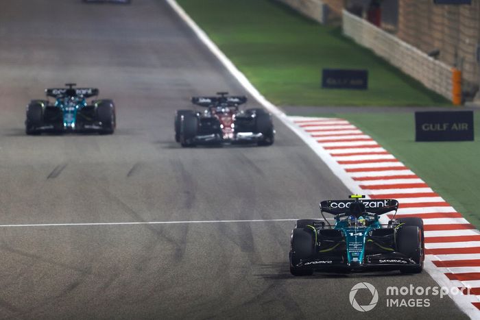 Fernando Alonso, Aston Martin AMR23, Valtteri Bottas, Alfa Romeo C43, Lance Stroll