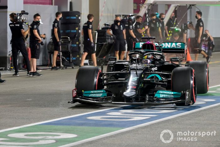 Lewis Hamilton, Mercedes W12